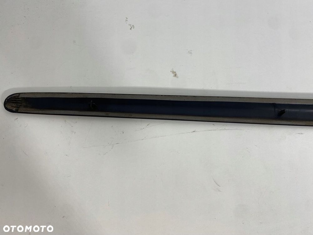 listwa drzwi prawy przód vw golf v eu - 6