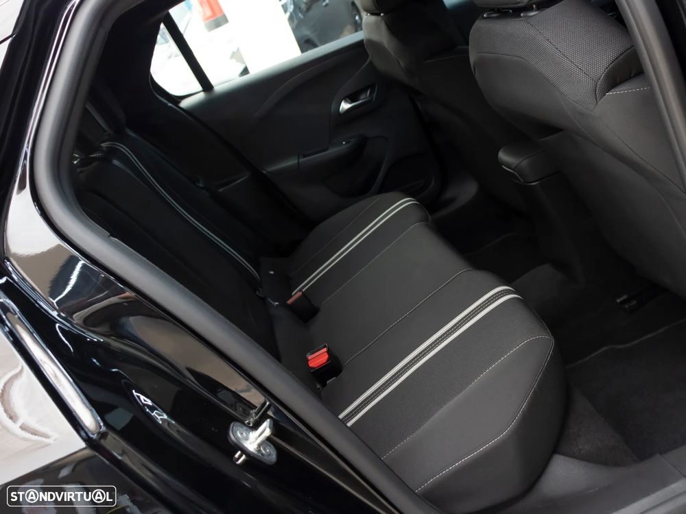 Opel Corsa 1.2 T Hybrid EdCT - 10