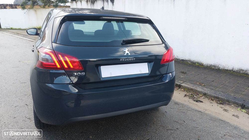 Peugeot 308 1.5 BlueHDi Style - 11