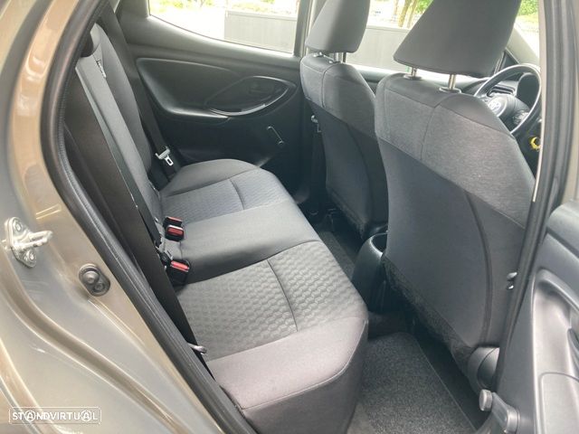 Toyota Yaris 1.0 VVT-i Comfort Plus - 31
