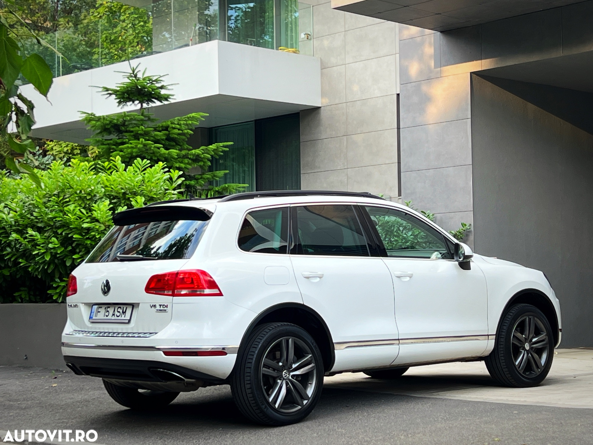 Volkswagen Touareg 3.0 V6 TDI BMT - 5