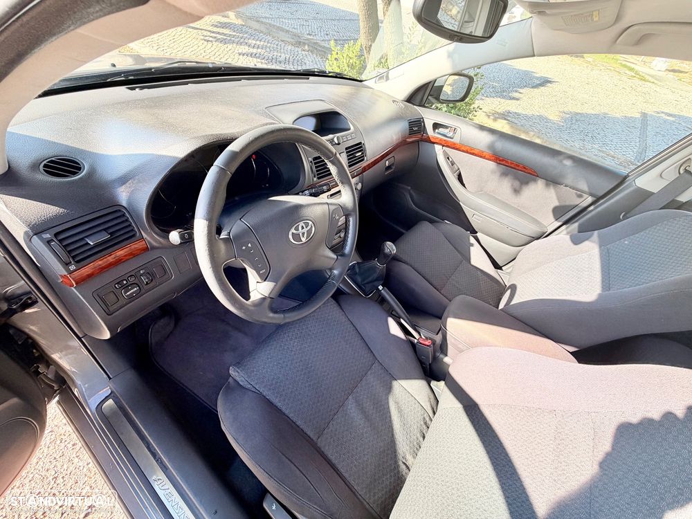 Toyota Avensis S/D 1.6 Sol EC - 25