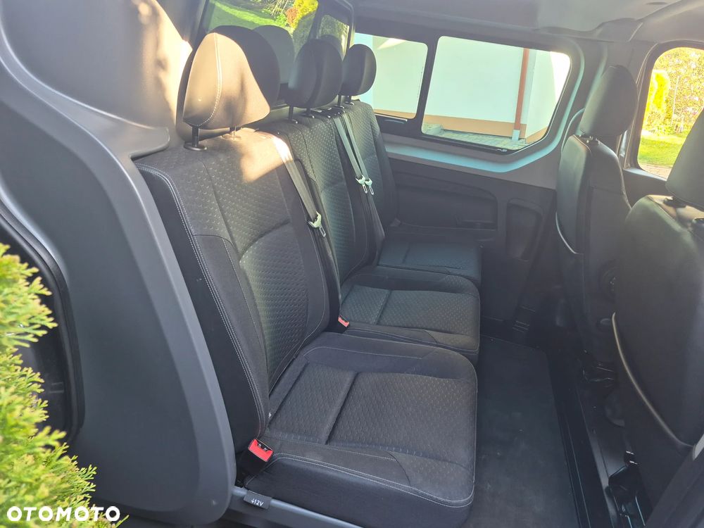 Opel Vivaro - 8