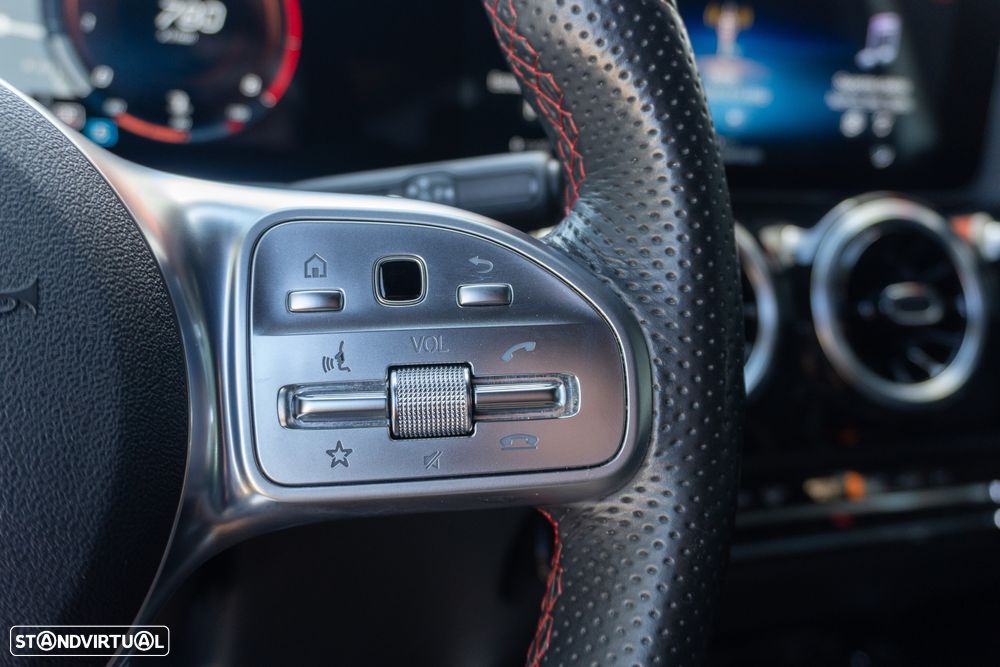 Mercedes-Benz B 180 7G-DCT AMG Line - 18
