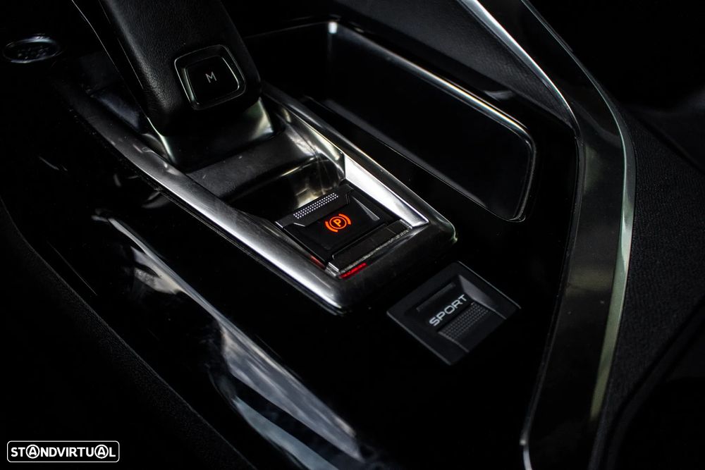 Peugeot 3008 1.6 PureTech GT EAT8 - 20