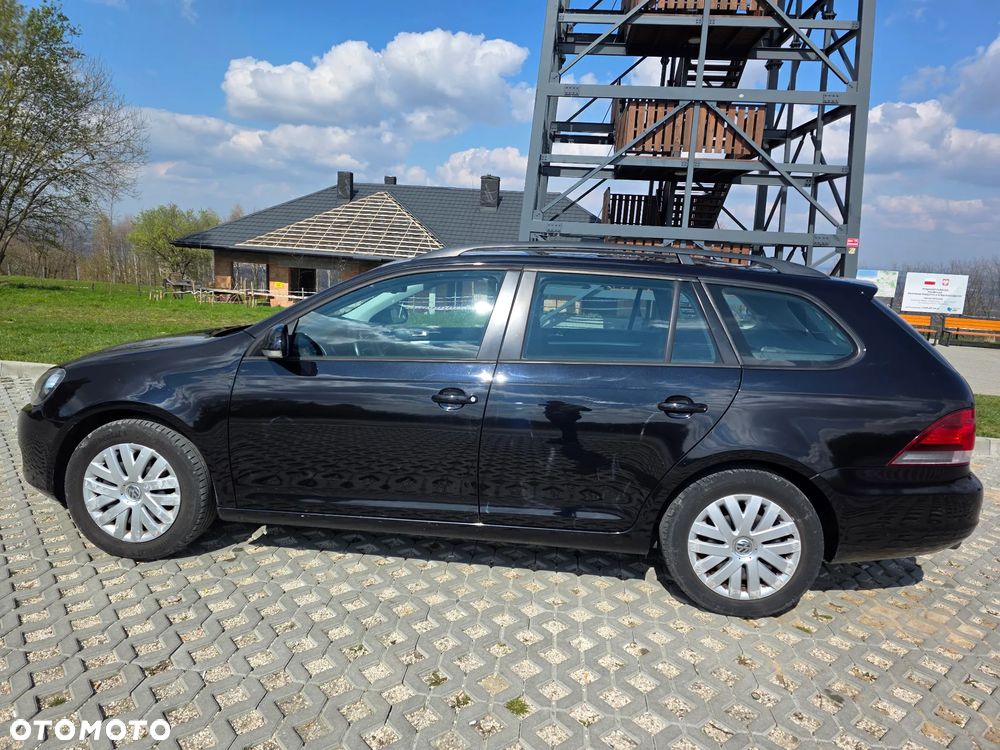 Volkswagen Golf 1.6 TDI DPF BlueMotion - 16