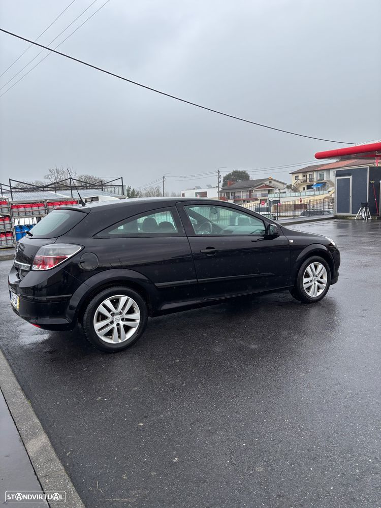 Opel Astra GTC 1.3 CDTI - 2