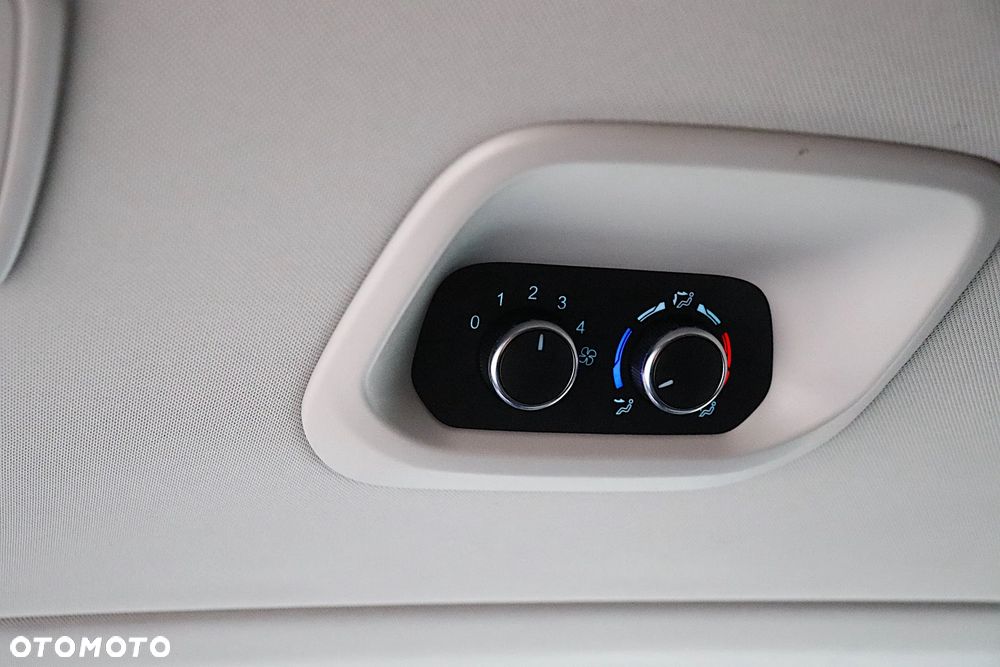 Ford Tourneo Custom 2.0 EcoBlue L1 Titanium SelectShift - 14