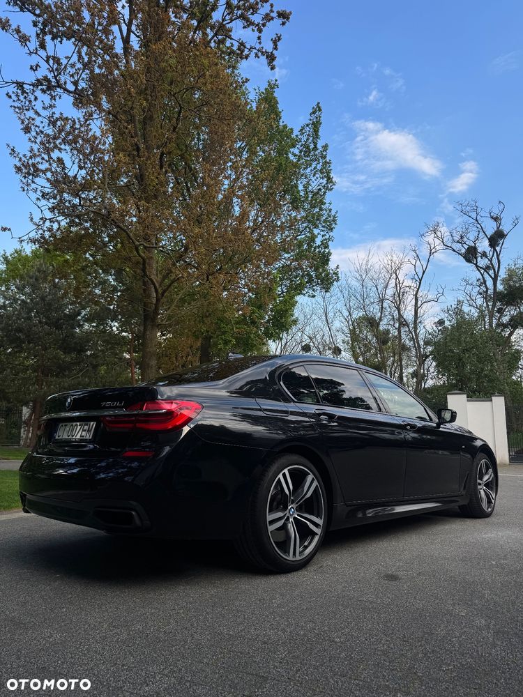 BMW Seria 7 750Li - 2