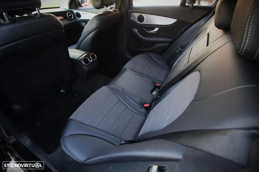 Mercedes-Benz C 200 - 12