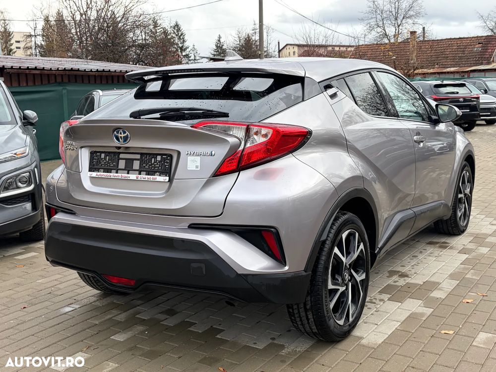 Toyota C-HR - 4