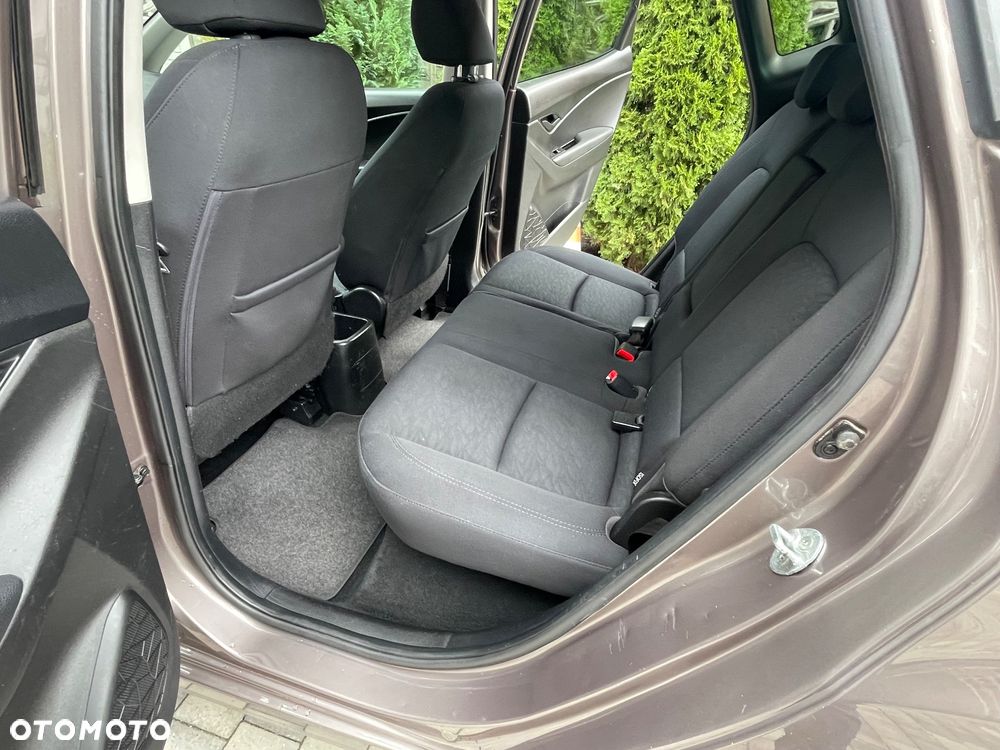 Hyundai ix20 1.4 Trend - 18