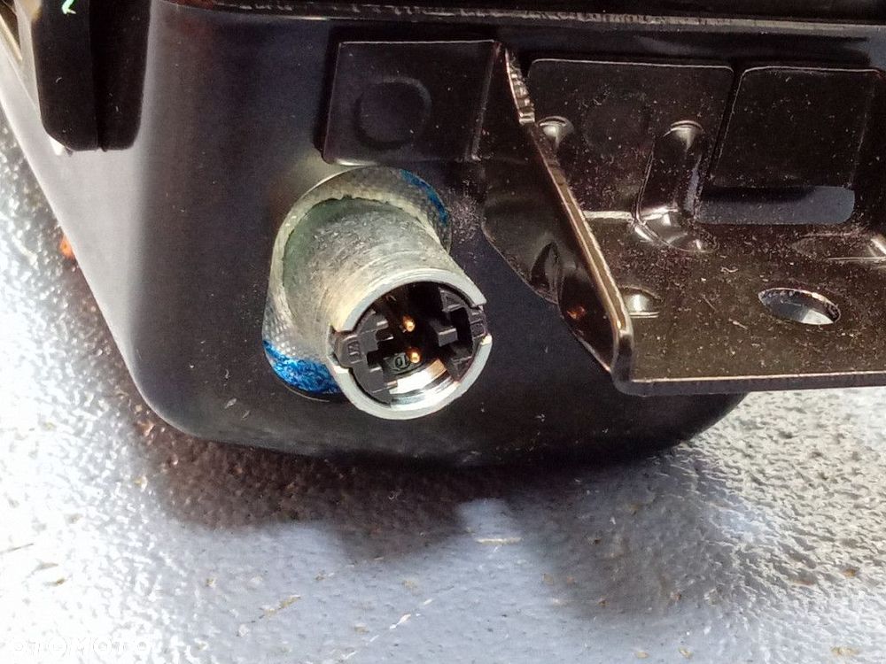 BMW X5 G05 DESKA KONSOLA PODUSZKI PASY HUD EU - 11