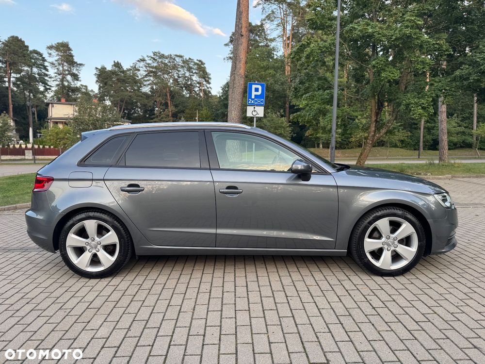 Audi A3 Sportback 1.4 TFSI Ambiente S tronic - 5