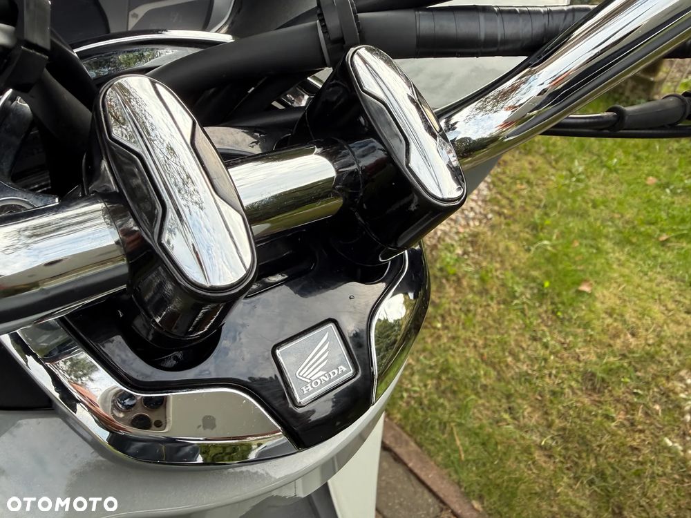 Honda PCX - 9