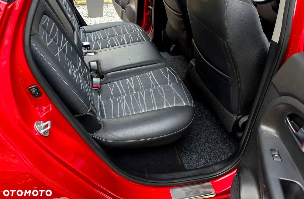 Kia Venga 1.6 Business Line - 26