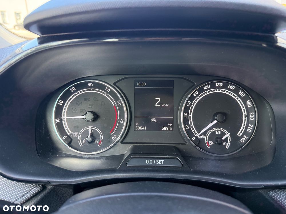 Skoda Fabia 1.0 Ambition - 16