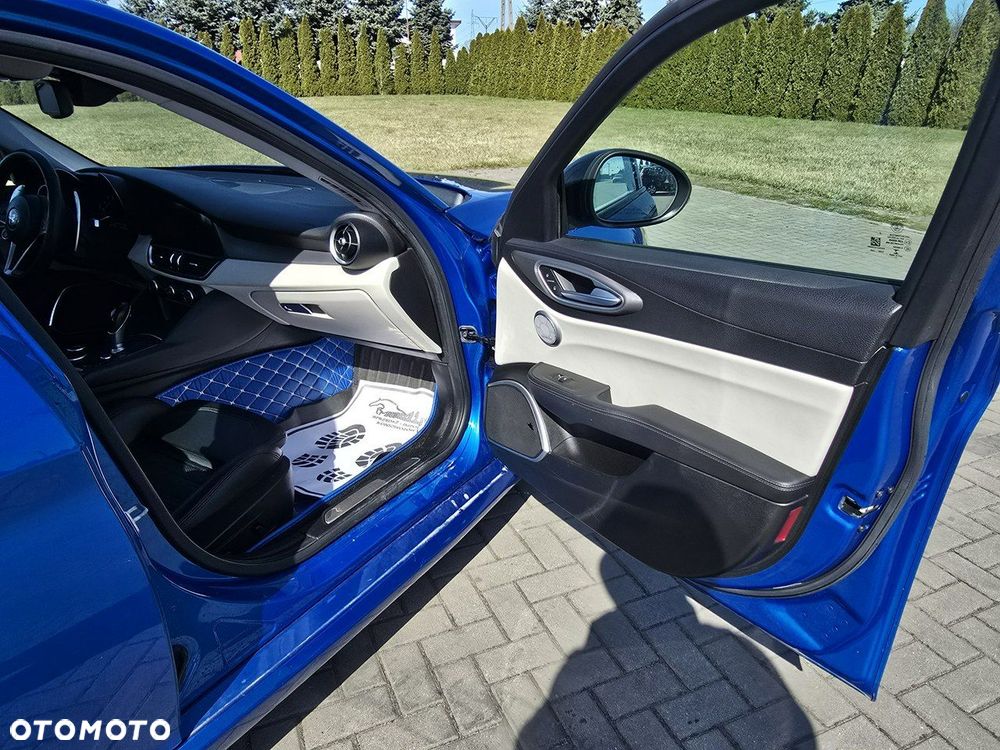 Alfa Romeo Giulia - 27