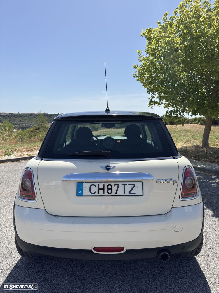 MINI 3 Portas Cooper D - 3