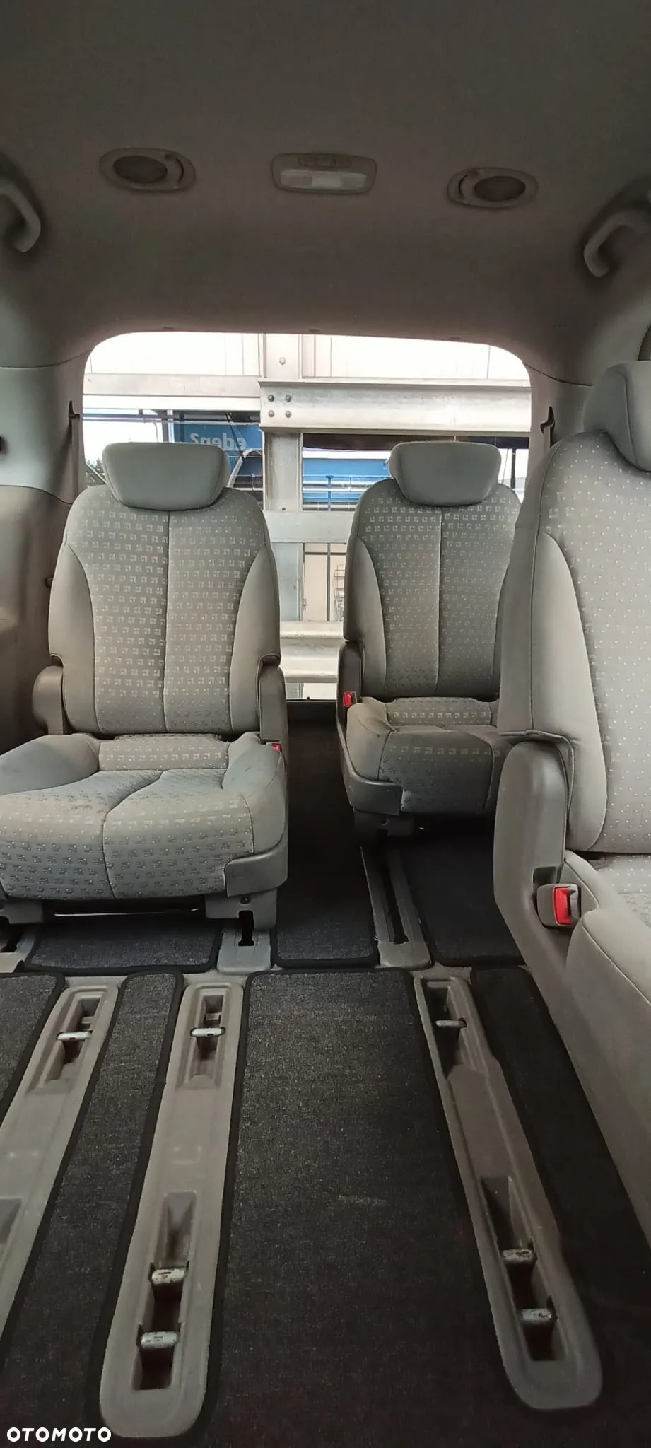 Kia Carnival 2.9 CRDi Tour - 33