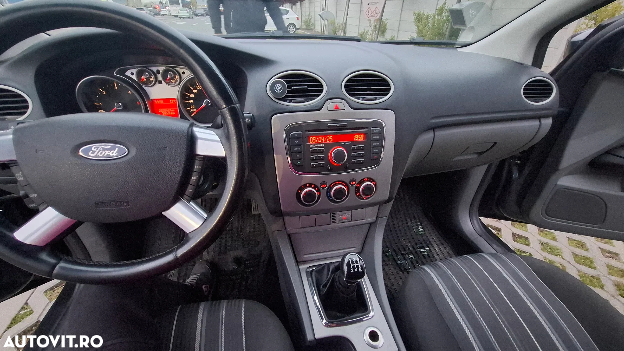 Ford Focus 1.6 TDCI 90 CP Trend - 18