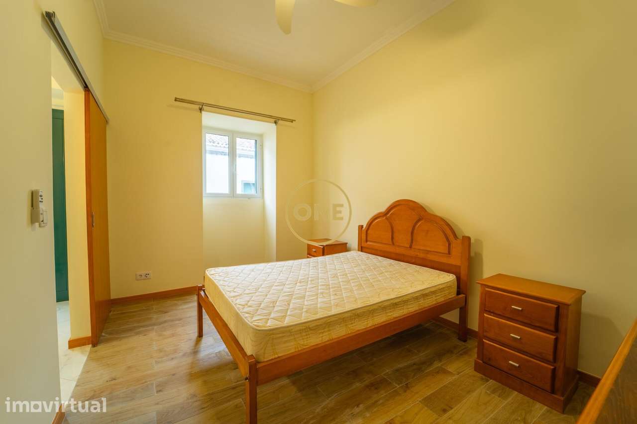 Moradia totalmente renovada, no centro da Ribeira Grande - Grande imagem: 5/26