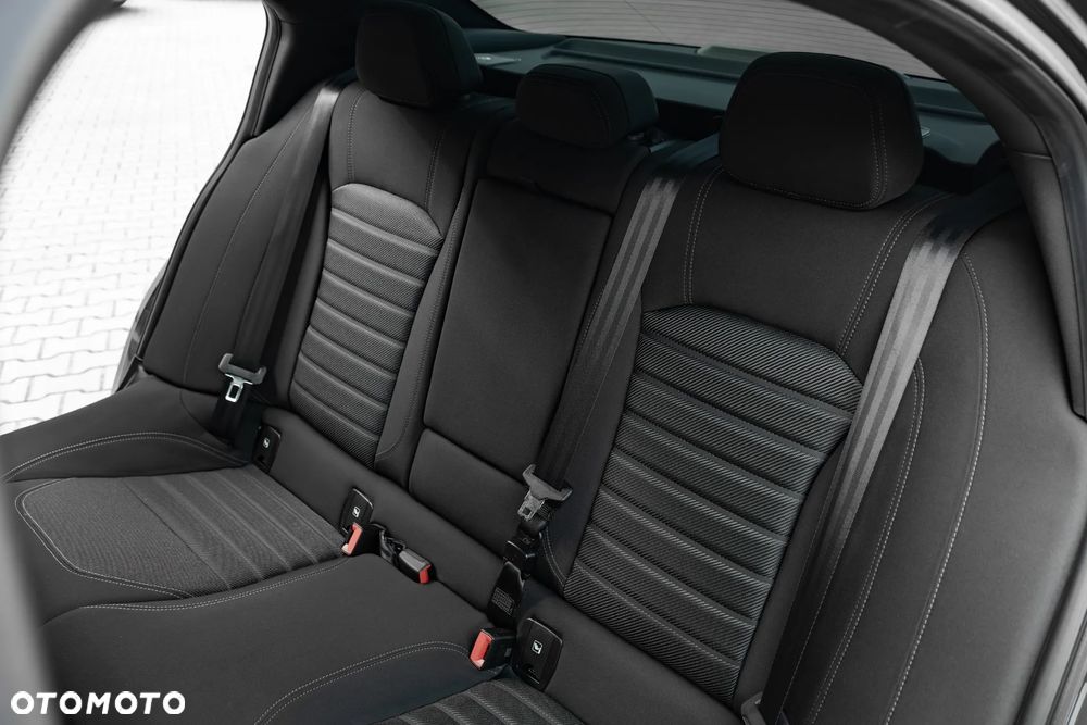 Alfa Romeo Giulia 2.0 Turbo Super - 28