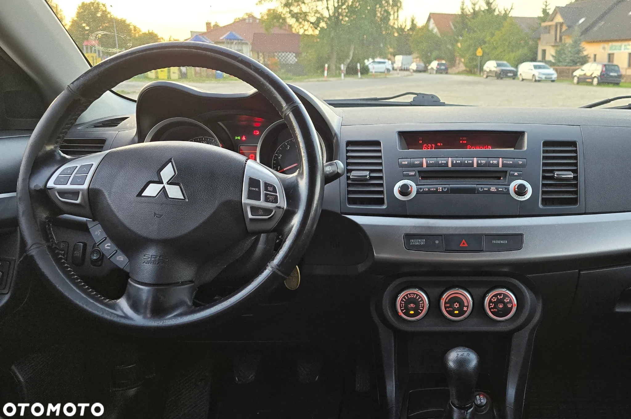 Mitsubishi Lancer 1.8 Invite - 10