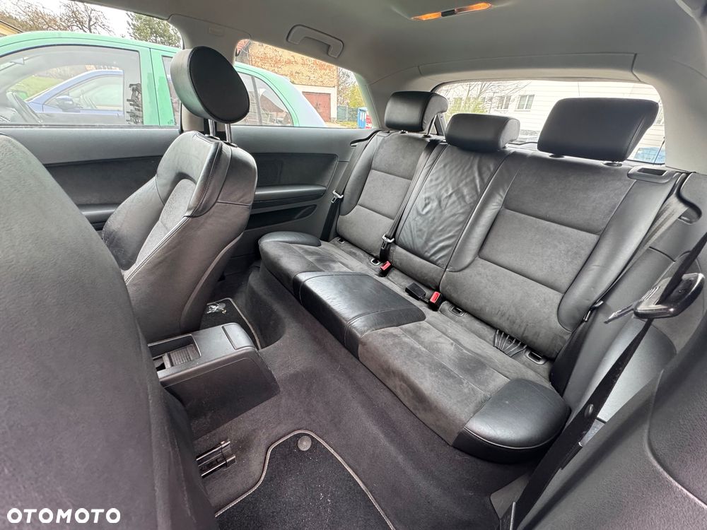 Audi A3 3-drzwiowe 1.6 FSI Ambiente - 6