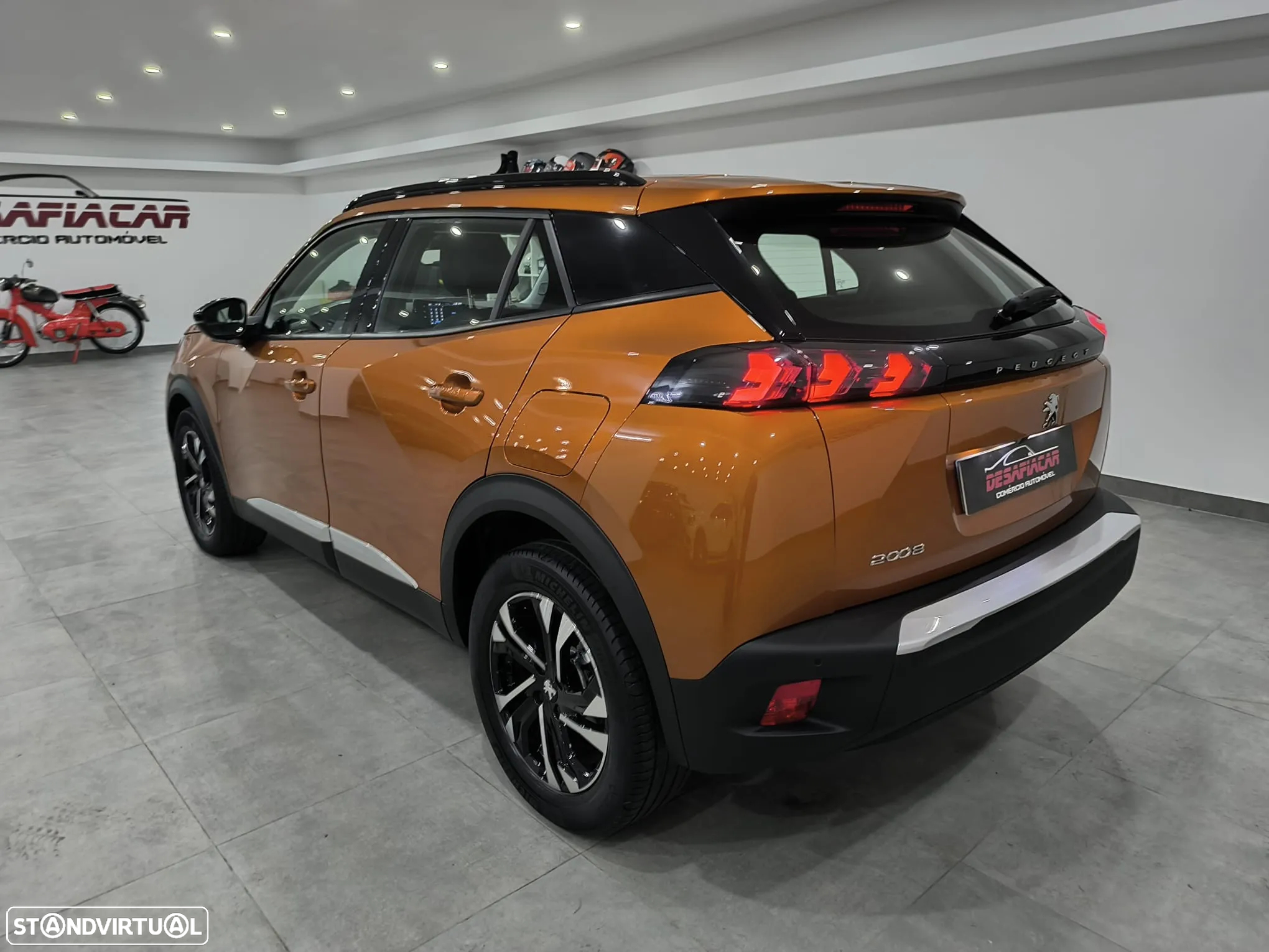 Peugeot 2008 1.2 PureTech Allure - 15