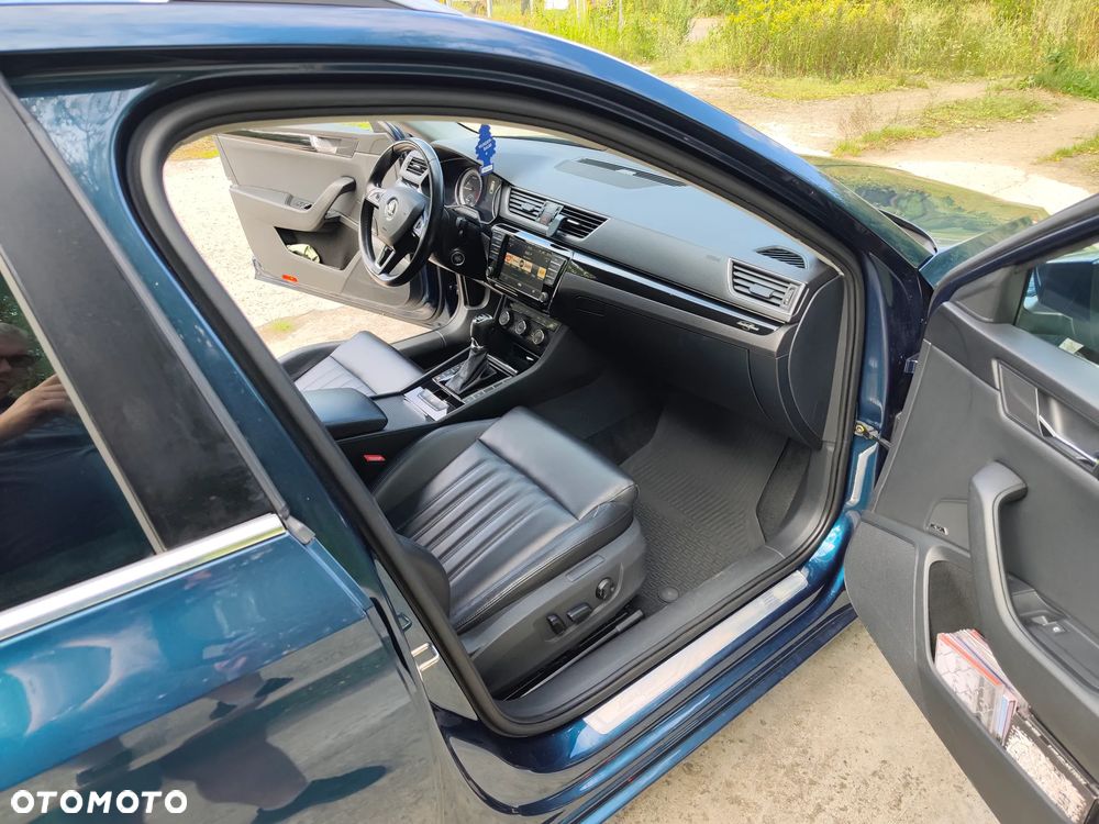 Skoda Superb 2.0 TDI 4x4 L&K DSG - 14