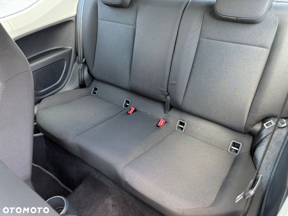 Volkswagen up! 1.0 move - 12