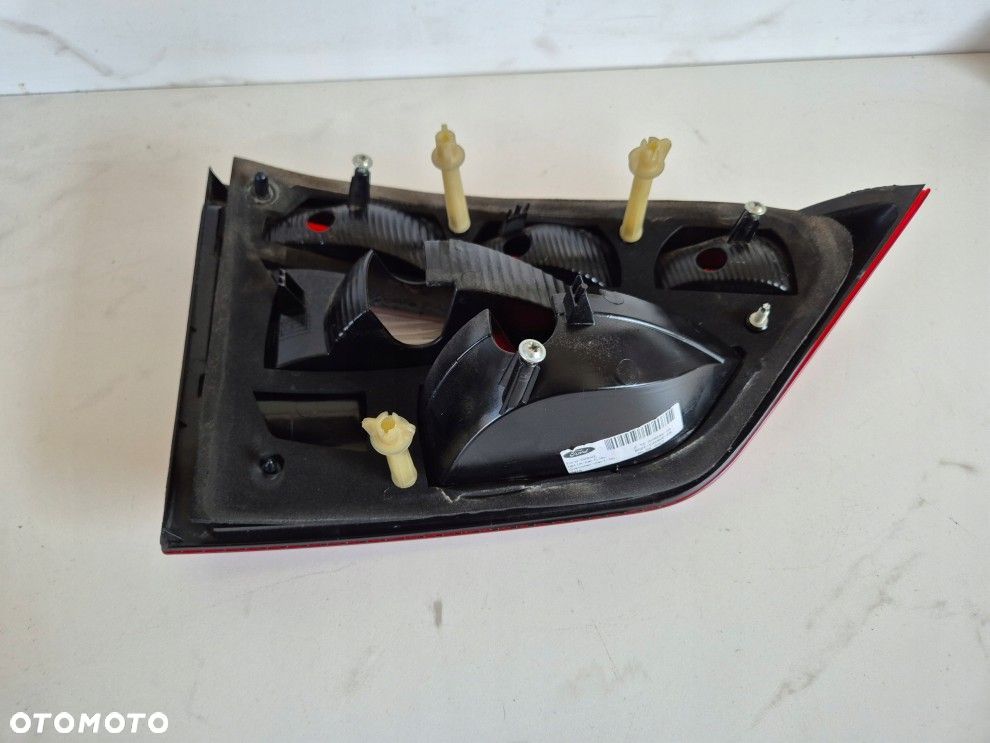 FORD GALAXY MK2 06 -10 PRAWA TYLNA LAMPA KLAPA ORYGINAŁ - 11