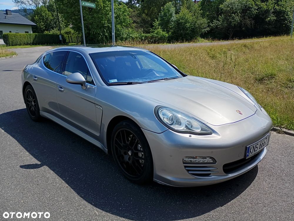 Porsche Panamera 4S - 3