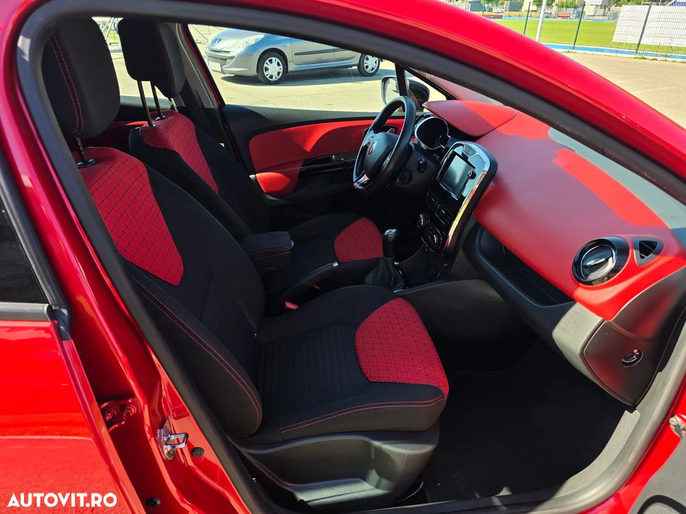 Renault Clio - 6