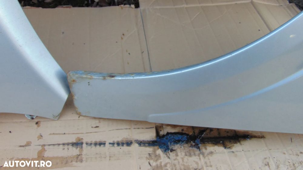 Aripa stanga/dreapta Opel Astra H an 2007 - 5