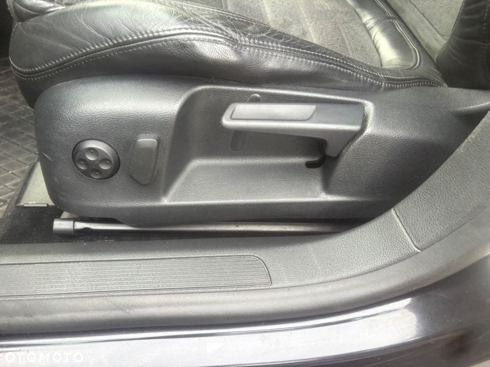 Volkswagen Passat 2.0 TDI DPF Highline DSG - 20