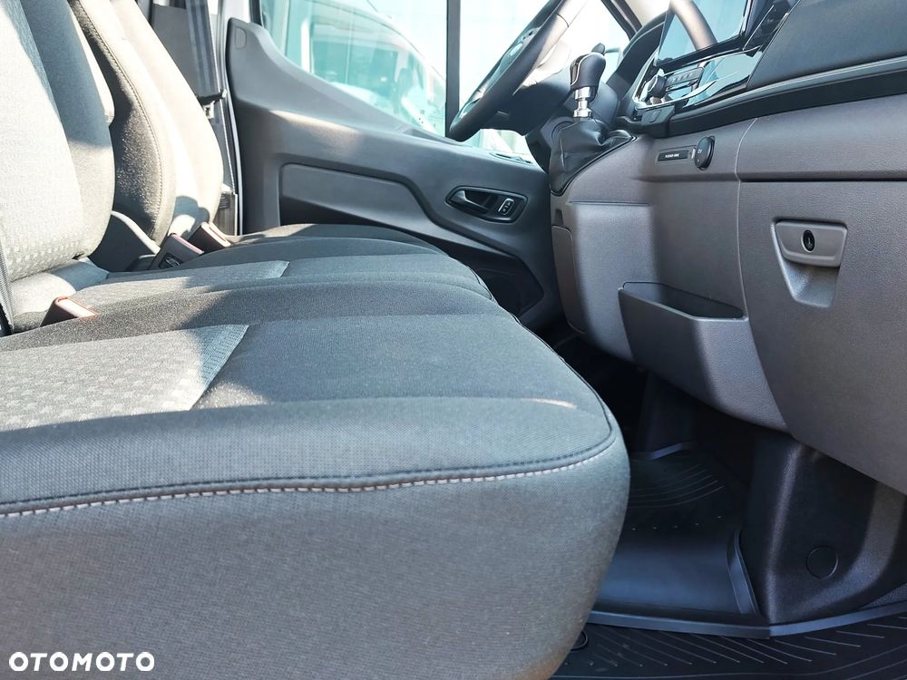 Ford Transit - 14