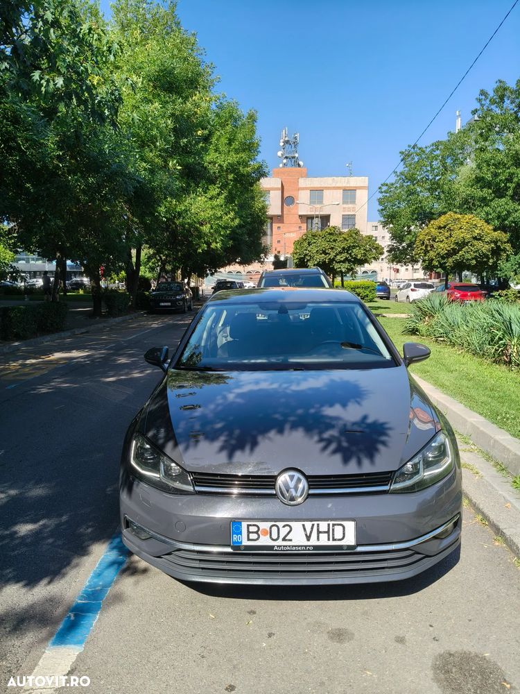 Volkswagen Golf 2.0 TDI Highline - 1