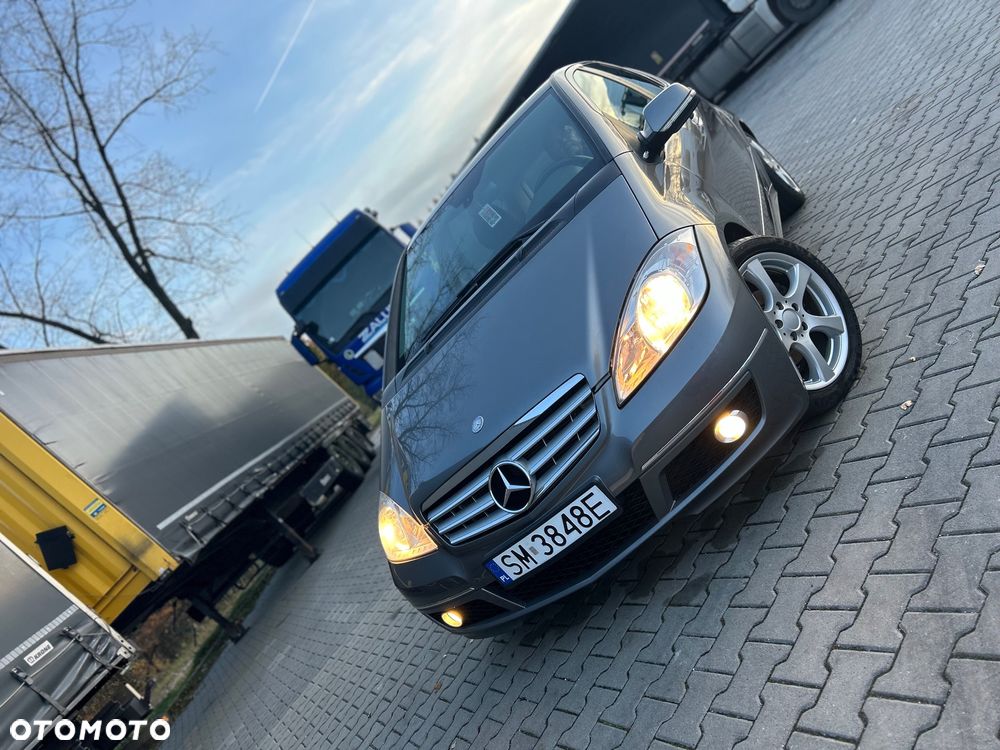 Mercedes-Benz Klasa A 160 BlueEFFICIENCY - 4