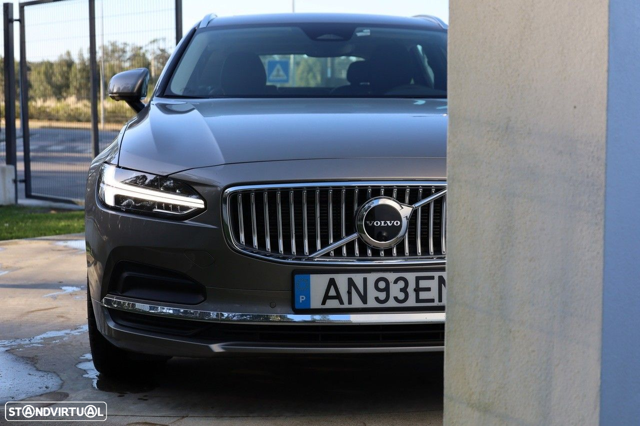 Volvo V90 2.0 B5 Inscription AWD Geartronic - 30