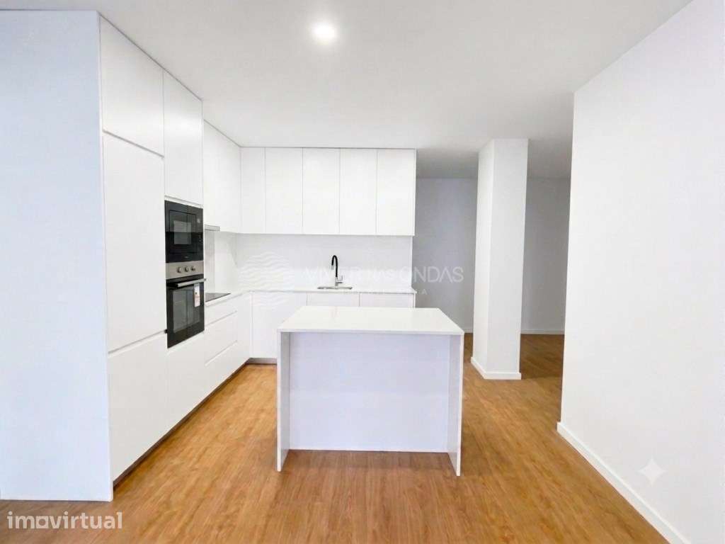 Apartamento T3, totalmente Renovado, em Vila das Aves. - Grande imagem: 2/28