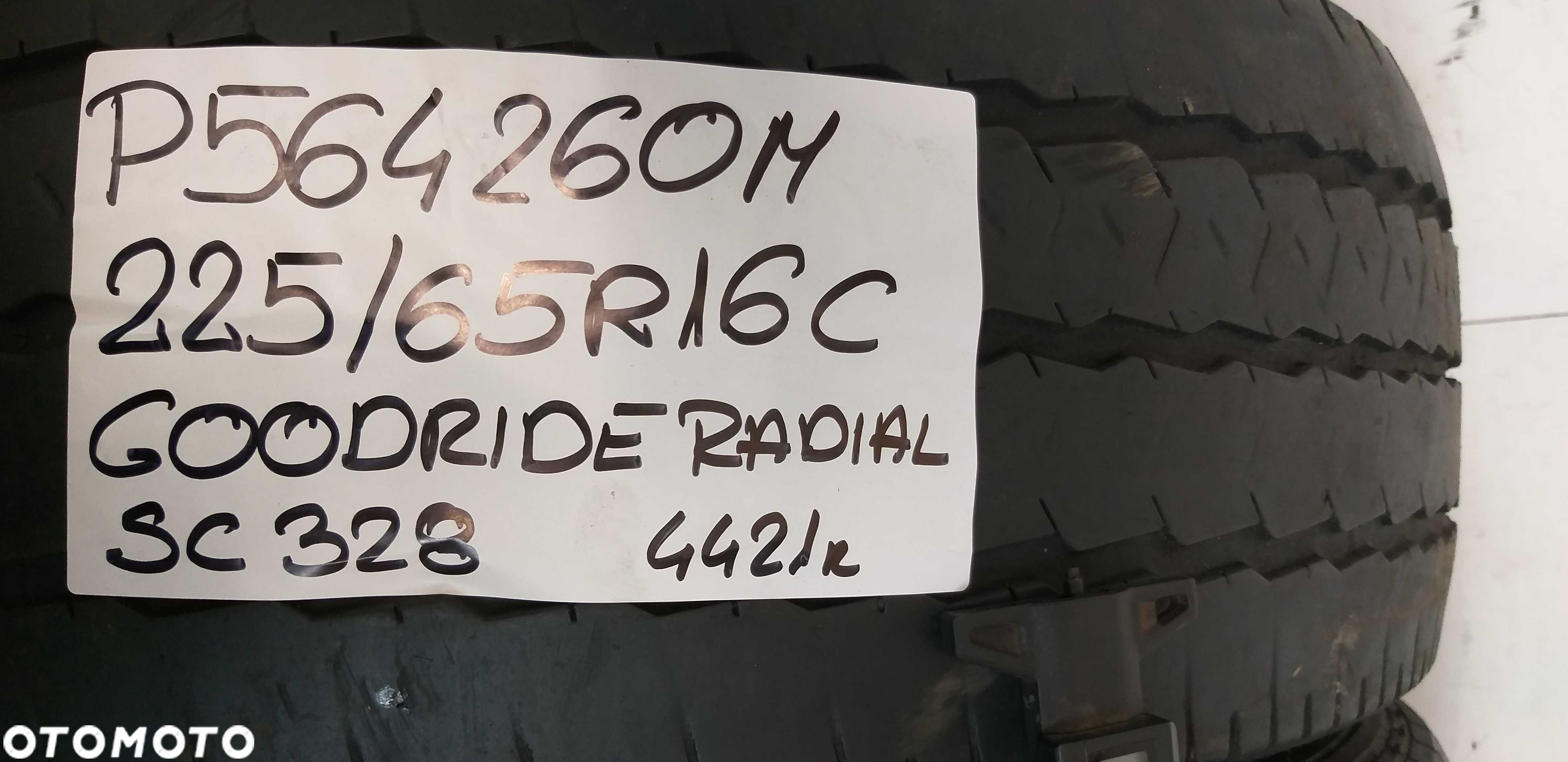 P564260M para 225/65R16C Goodride Radial SC328 dot4421 - 2
