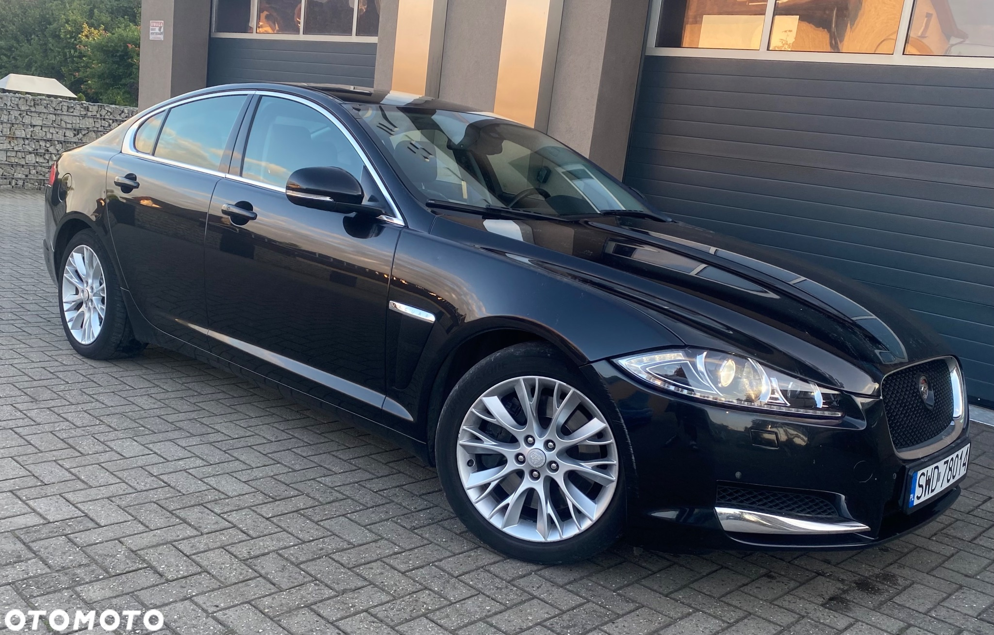 Jaguar XF 3.0 V6 D S Luxury - 5