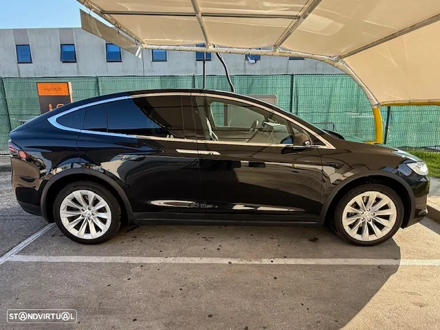 Tesla Model X 100D AWD - 27