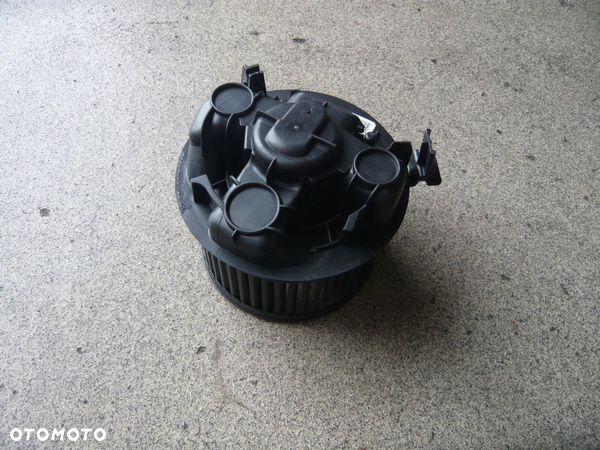 Dmuchawa wentylator nawiewu 103992Q Renault Clio III