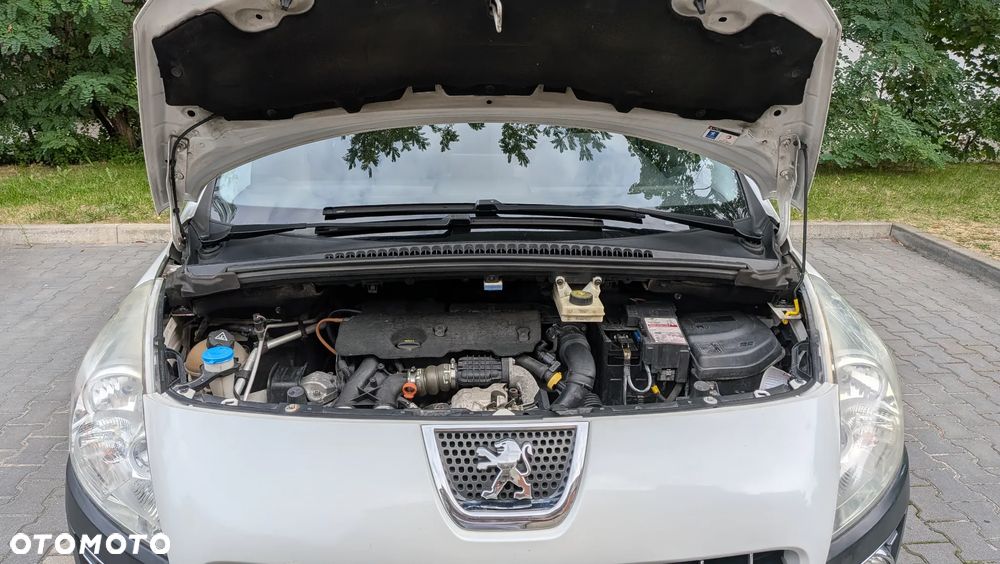 Peugeot 3008 1.6 HDi Premium - 16