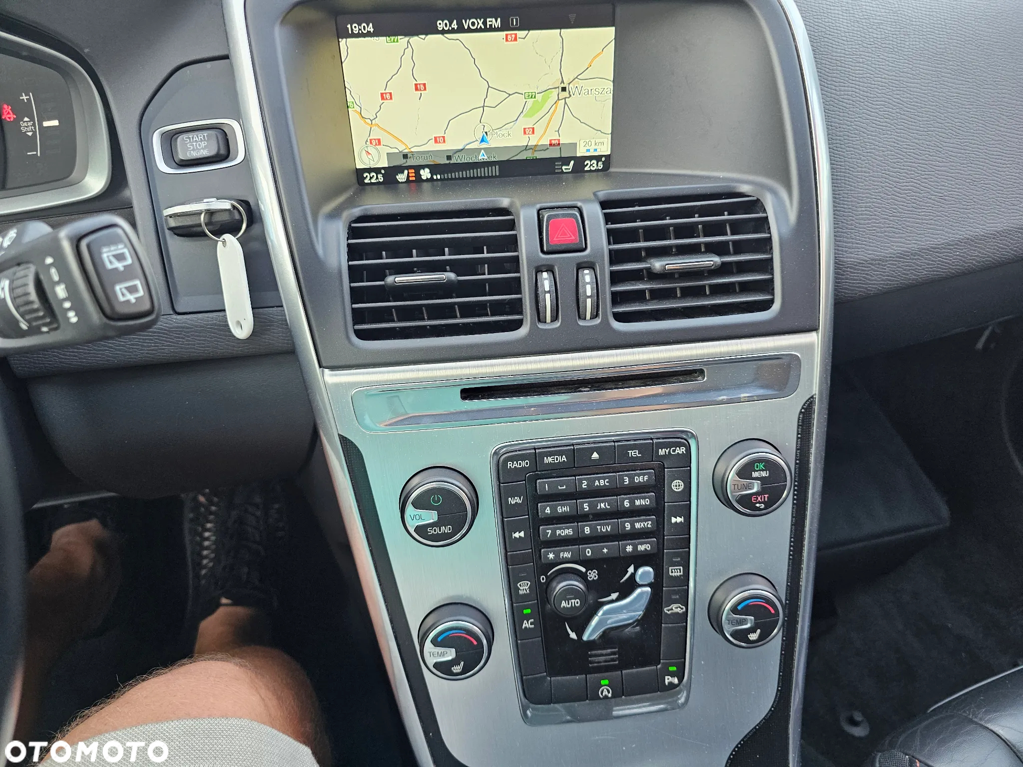 Volvo XC 60 D3 Drive-E Ocean Race - 36