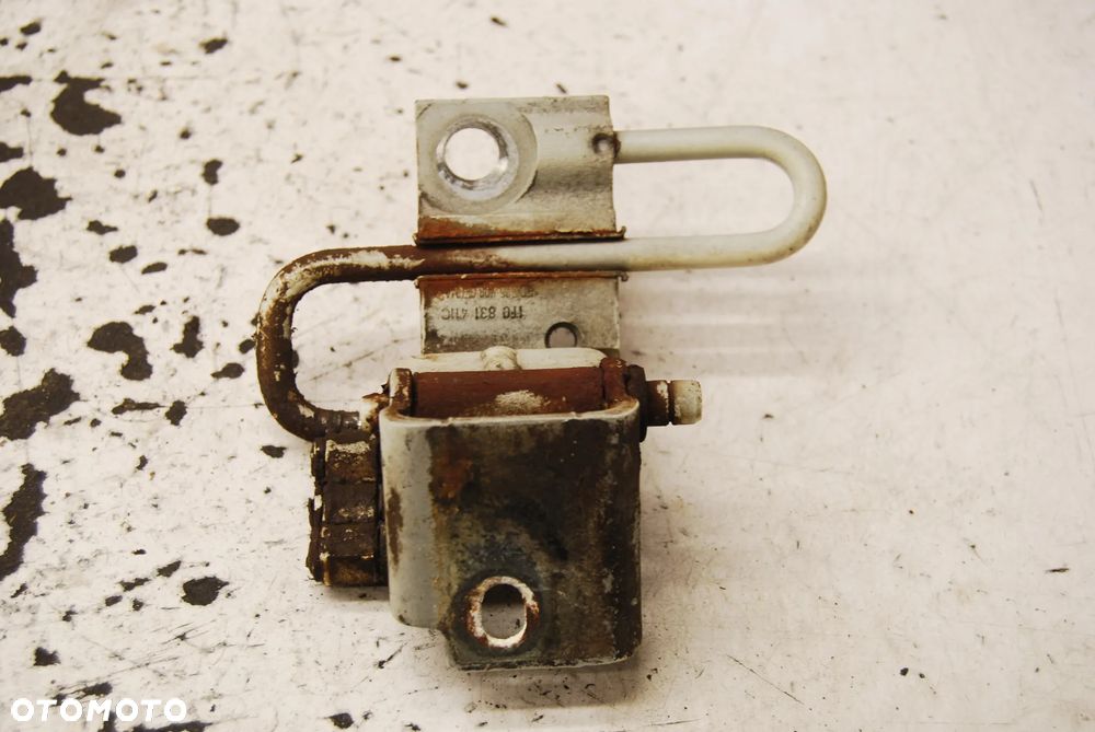 ZAWIAS DRZWI PRAWY PRZÓD PRZEDNI 1T0831412C VW TOURAN I 03-10 1T0831412A 1T0831411A - 10