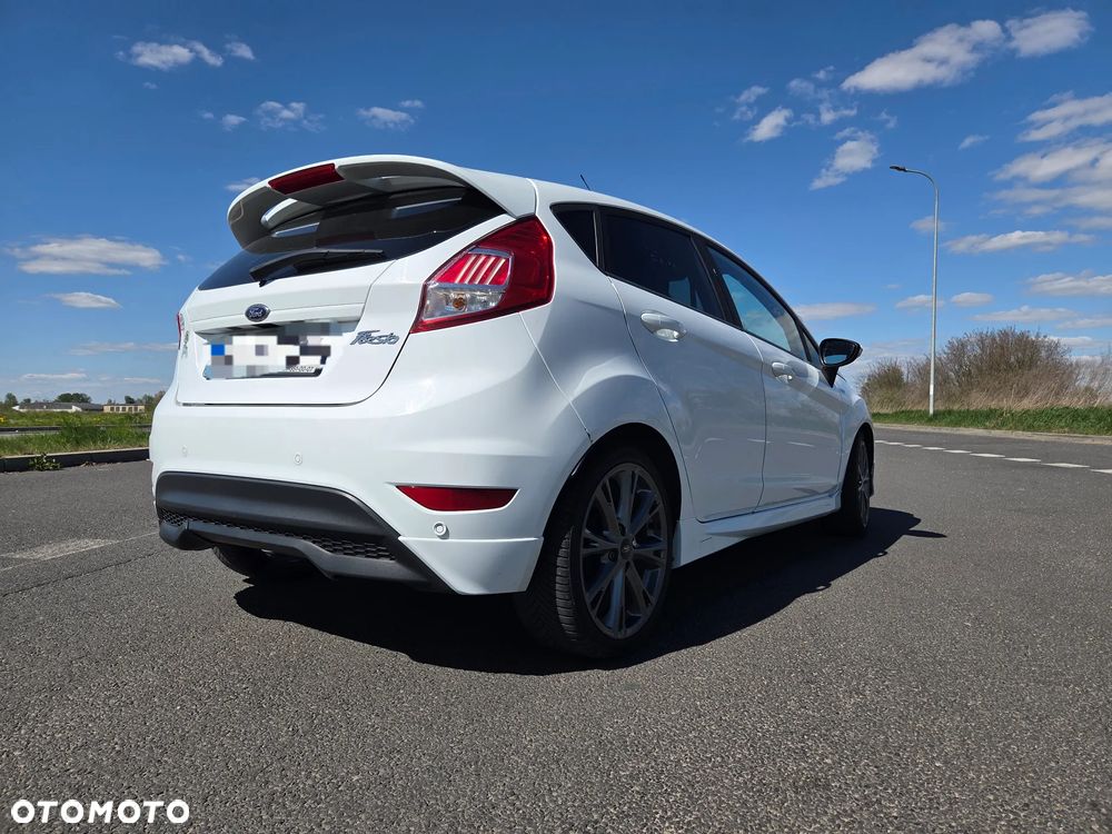 Ford Fiesta 1.5 TDCi ST-Line - 10